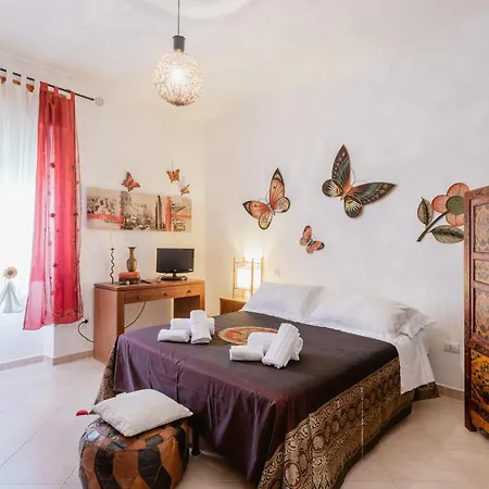 Holiday home In The Heart Of Alghero