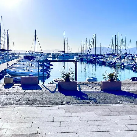 Holiday home In The Heart Of Alghero